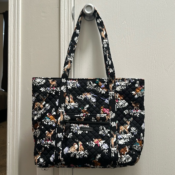 Grand Tote & Zip ID Wallet - Perrotti's Country Barn - Picture 1 of 6